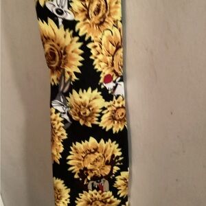 Looney Tunes Warner Bros. Sunflower Tie - Sylvester, Pepe, Tasmanian Devil